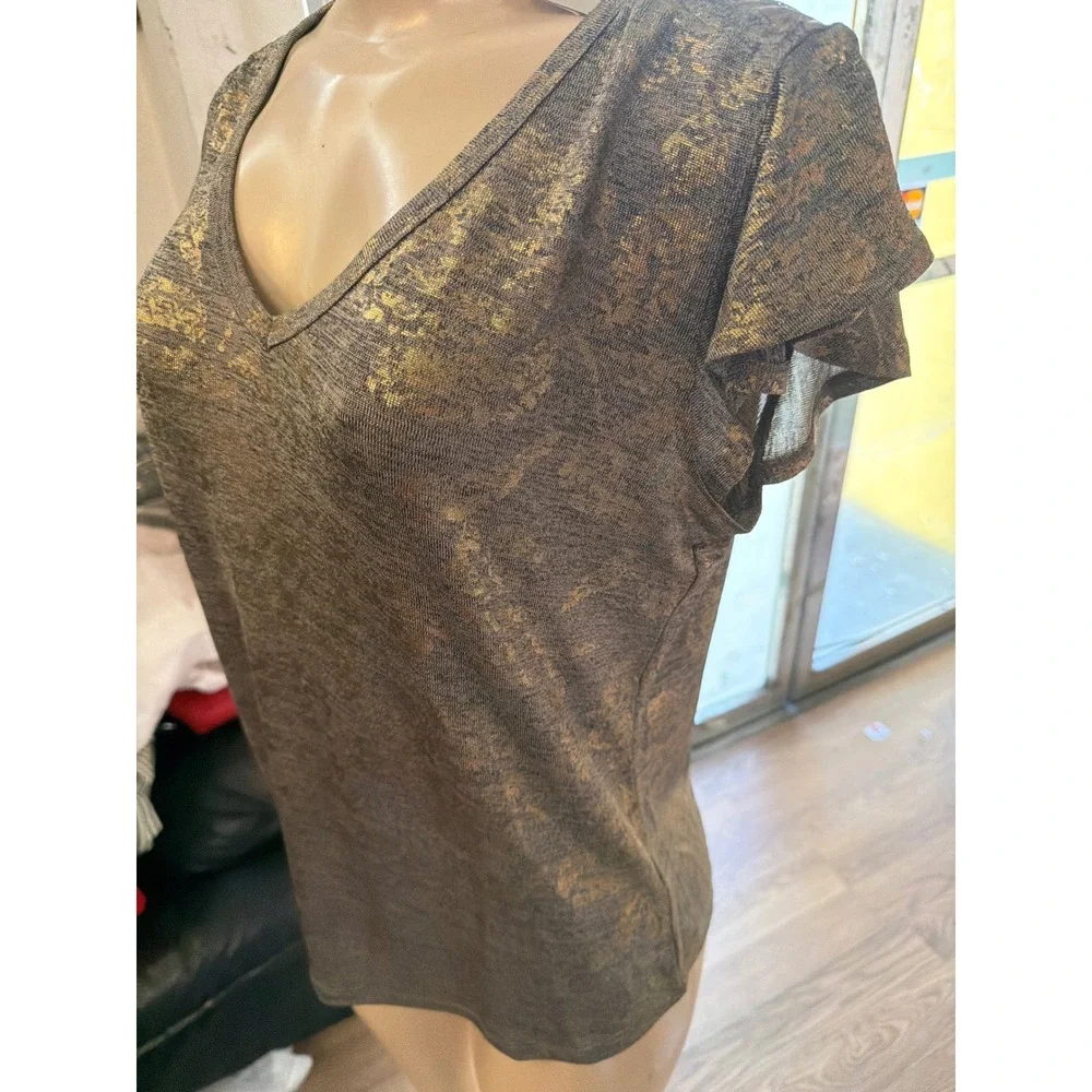 Carmen Marc Valvo Gold Metallic Floral Foil V-Neck Flutter Sleeve Top Grey M NWT - Picture 7 of 7